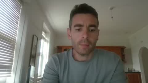 Snapshot of frenchbdmaninlondon chatting on October 14, 2025, 12:17 pm Horny Paul online show from October 14, 2025, 12:17 pm