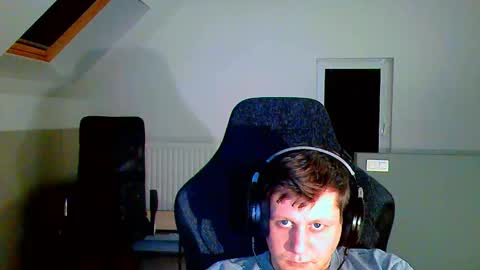 French fries online show from October 28, 2025, 6:54 pm