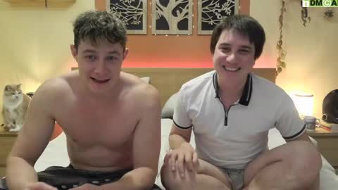 French Horny Bibs online show from March 4, 2025, 8:27 pm