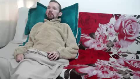 Thomas y Sophia online show from April 1, 2026, 9:34 pm