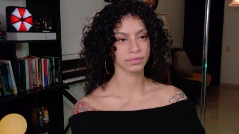 Vale online show from February 22, 2026, 2:02 am