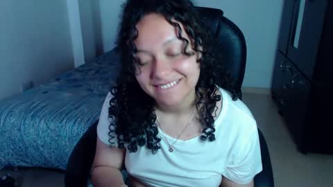 Snapshot of freud_x_louise1 chatting on December 30, 2024, 9:16 am Louise  online show from December 30, 2024, 9:16 am