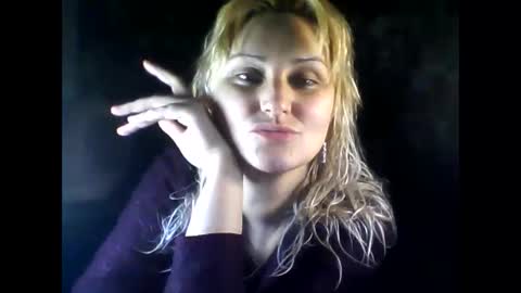 Snapshot of freya_millf chatting on February 25, 2025, 9:35 pm Freya Millf online show from February 25, 2025, 9:35 pm