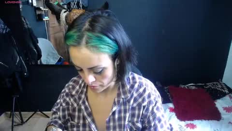 freyaa_sorceress online show from February 12, 2025, 6:19 pm