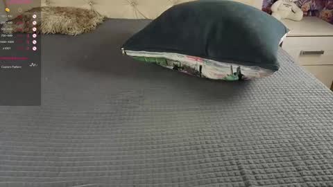 Freya online show from October 10, 2025, 9:30 am