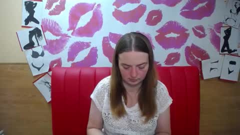 FreyaDak online show from December 4, 2025, 6:16 pm