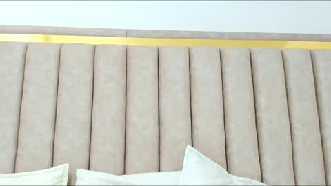 FreyaMoller  online show from February 28, 2026, 7:15 pm