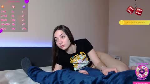 FreyaOliver online show from February 9, 2026, 1:59 pm