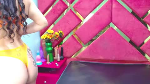 freyja_naugthy online show from October 17, 2025, 12:41 pm