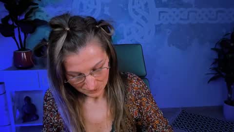 Frida Tander online show from January 30, 2025, 3:08 pm