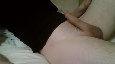 friendly_frank_18 online show from February 26, 2025, 10:09 pm