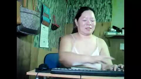Snapshot of friendychubby chatting on March 9, 2025, 2:39 am Nice titis jannah online show from March 9, 2025, 2:39 am