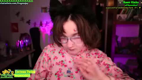   Jaywise Frogfoot  online show from December 2, 2025, 7:09 pm