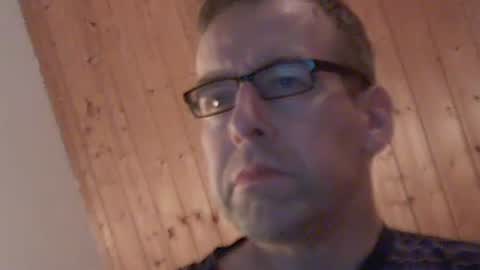 fromgermanywithlove1 online show from April 5, 2026, 4:20 am