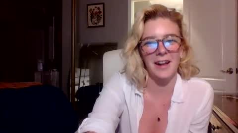 frommarywithlove online show from October 2, 2025, 5:14 am