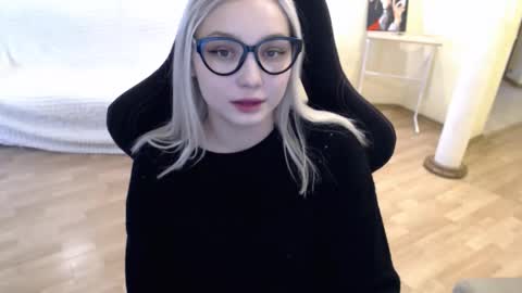 Lilith online show from February 17, 2025, 6:42 am