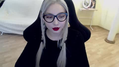 Lilith online show from March 5, 2025, 8:32 am