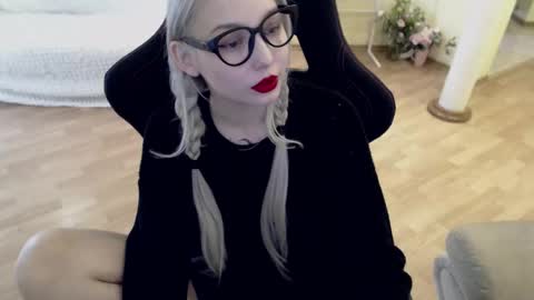 Lilith online show from March 11, 2025, 7:37 am