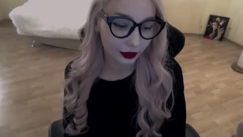 Lilith online show from September 29, 2025, 1:38 pm