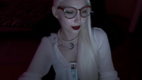 Lilith online show from June 4, 2026, 8:59 pm
