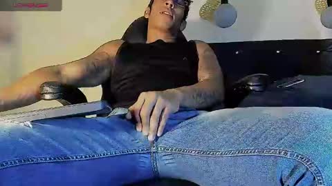 Ricardodominic 1   MODELO INDEPENDIENTE online show from March 4, 2025, 5:24 pm