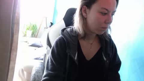 La online show from November 2, 2025, 10:06 am