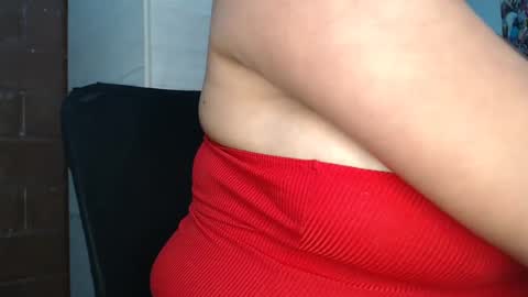 Mia and Gary  online show from October 14, 2025, 2:12 am