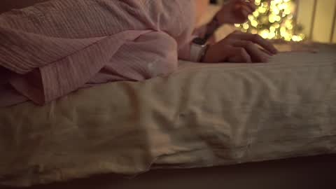 Eva         all my links   online show from January 11, 2025, 9:15 am