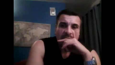 fuego1ento22 online show from February 19, 2025, 12:11 pm