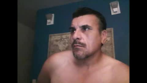 fuego1ento22 online show from September 24, 2025, 9:23 am