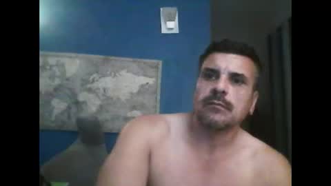 fuego1ento22 online show from October 16, 2025, 2:56 am