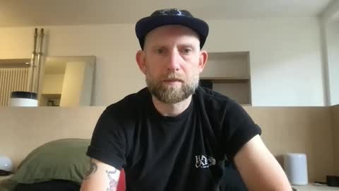 fugazixx online show from October 19, 2025, 12:50 pm