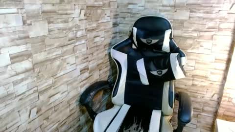 Snapshot of fujiko_13 chatting on February 22, 2025, 4:07 am Japanese x Filipina online show from February 22, 2025, 4:07 am