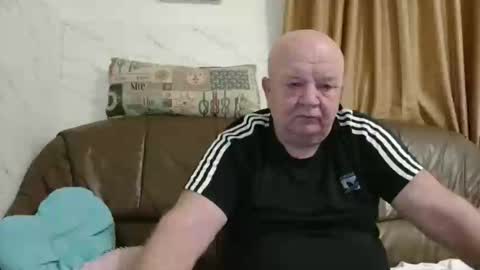 fullballs6 online show from April 1, 2026, 2:12 am