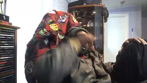 funliv online show from January 18, 2026, 7:23 am