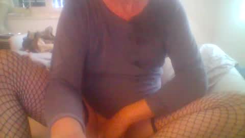 Snapshot of funneltunnel chatting on June 20, 2026, 7:55 am funneltunnel online show from June 20, 2026, 7:55 am