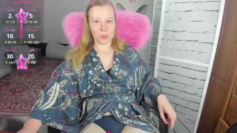 Snapshot of funny_bunny4 chatting on March 12, 2025, 6:33 pm funny_bunny4 online show from March 12, 2025, 6:33 pm