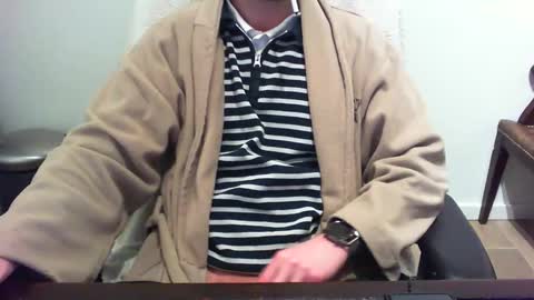 Snapshot of funnyeucouple chatting on January 25, 2025, 9:35 pm YWhiteNiceMan online show from January 25, 2025, 9:35 pm