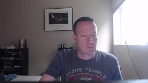 Snapshot of funplaytimesayhello chatting on January 31, 2026, 9:46 pm Hello online show from January 31, 2026, 9:46 pm