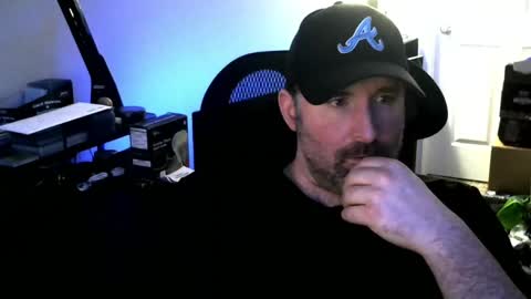 Snapshot of fuzz08 chatting on June 5, 2026, 10:43 am fuzz08 online show from June 5, 2026, 10:43 am