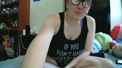 Snapshot of fuzzypeaches87 chatting on April 23, 2026, 3:25 pm fuzzypeaches87 online show from April 23, 2026, 3:25 pm