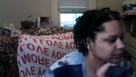 noturfae online show from May 6, 2026, 7:08 pm