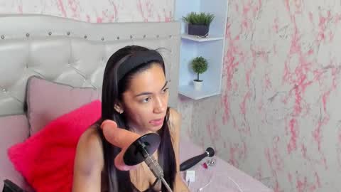 gabbieskinny online show from November 23, 2025, 3:12 pm