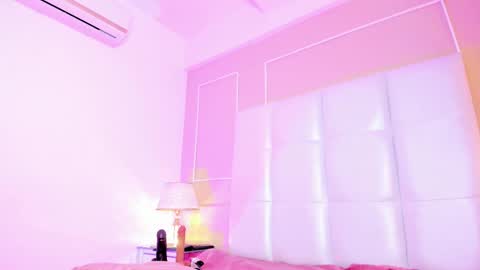 Gabie online show from March 8, 2025, 4:28 pm