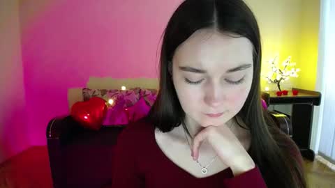 Jaklin online show from March 7, 2025, 3:28 pm