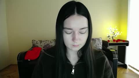 Jaklin online show from February 17, 2026, 9:17 am