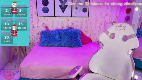 gabby_evanns online show from December 27, 2024, 12:01 pm