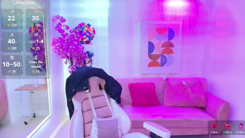 gabby_evanns online show from October 8, 2025, 12:03 pm