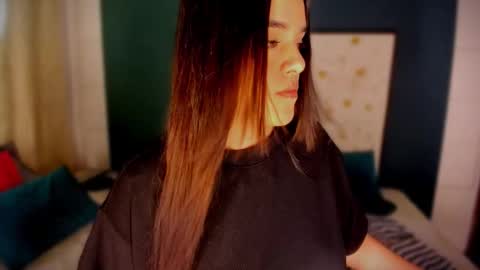 G A B R I E L A   online show from November 16, 2025, 7:08 pm