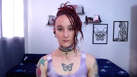 Snapshot of gabby_moon09 chatting on October 15, 2025, 12:27 pm gabby_moon09 online show from October 15, 2025, 12:27 pm